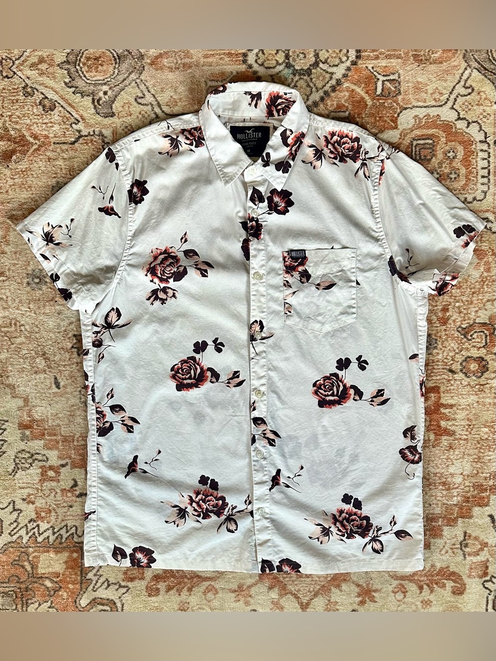 Hollister Men's Epic Flex Floral Short-Sleeve Button Shirt